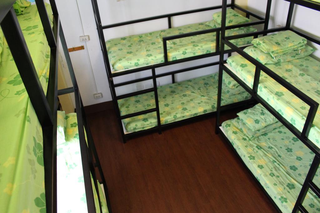 Big Bear Hostel Jiaxin Екстер'єр фото